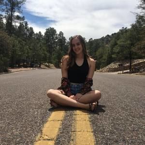 Meet your Posher, Michelle